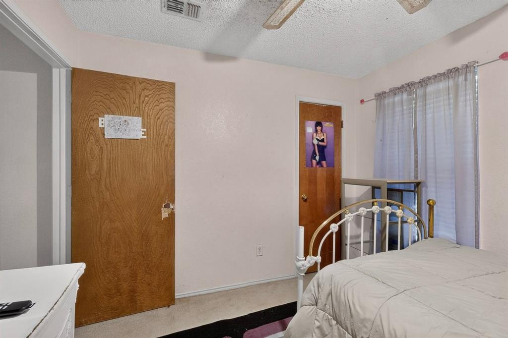 6403 Running Creek Drive Property Photo 12