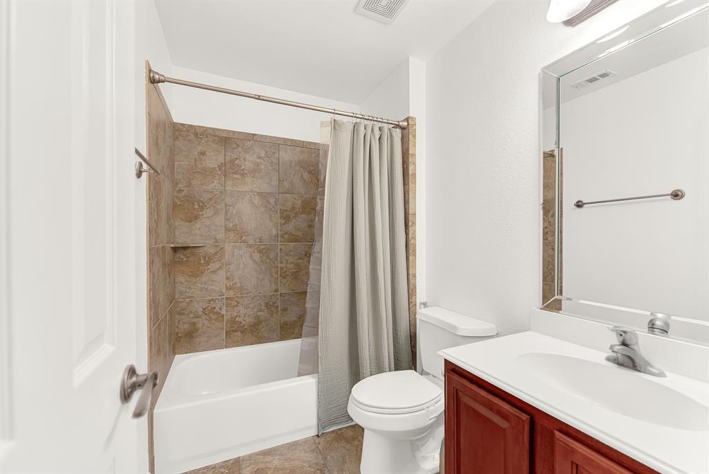 5729 New Castle Drive Property Photo 34