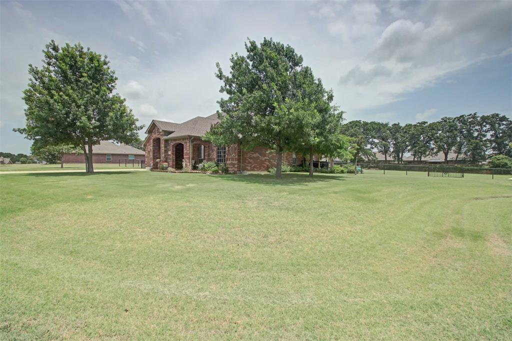 108 Champions Way Property Photo 2