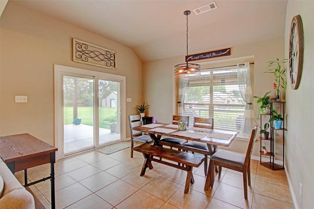 108 Champions Way Property Photo 12