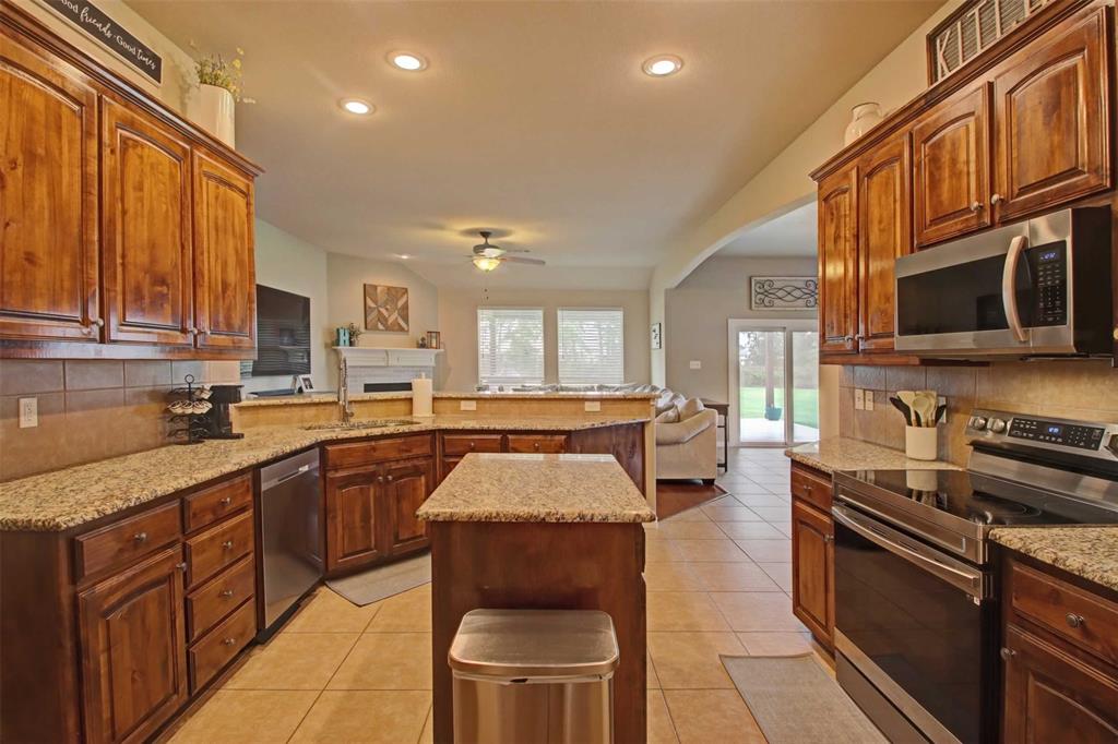 108 Champions Way Property Photo 15