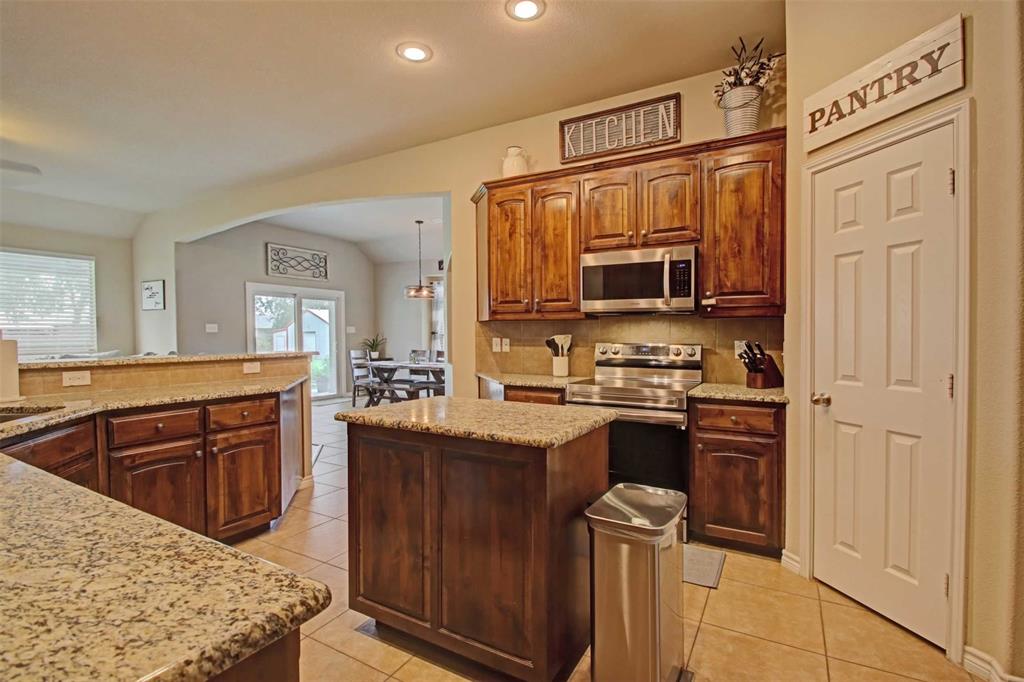 108 Champions Way Property Photo 16