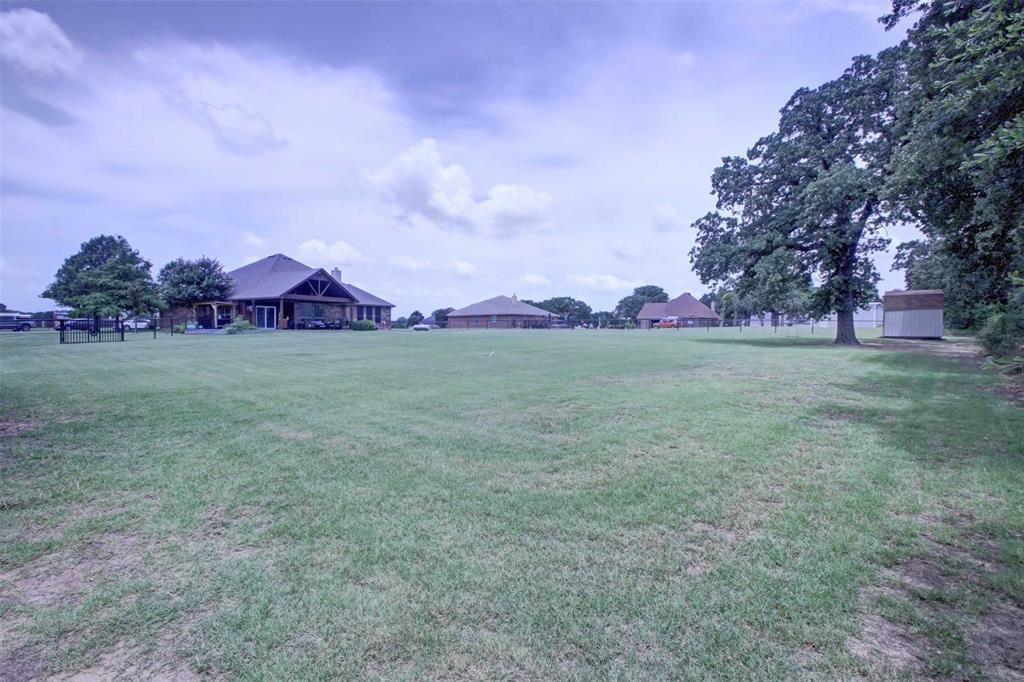 108 Champions Way Property Photo 22