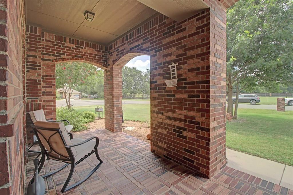 108 Champions Way Property Photo 31
