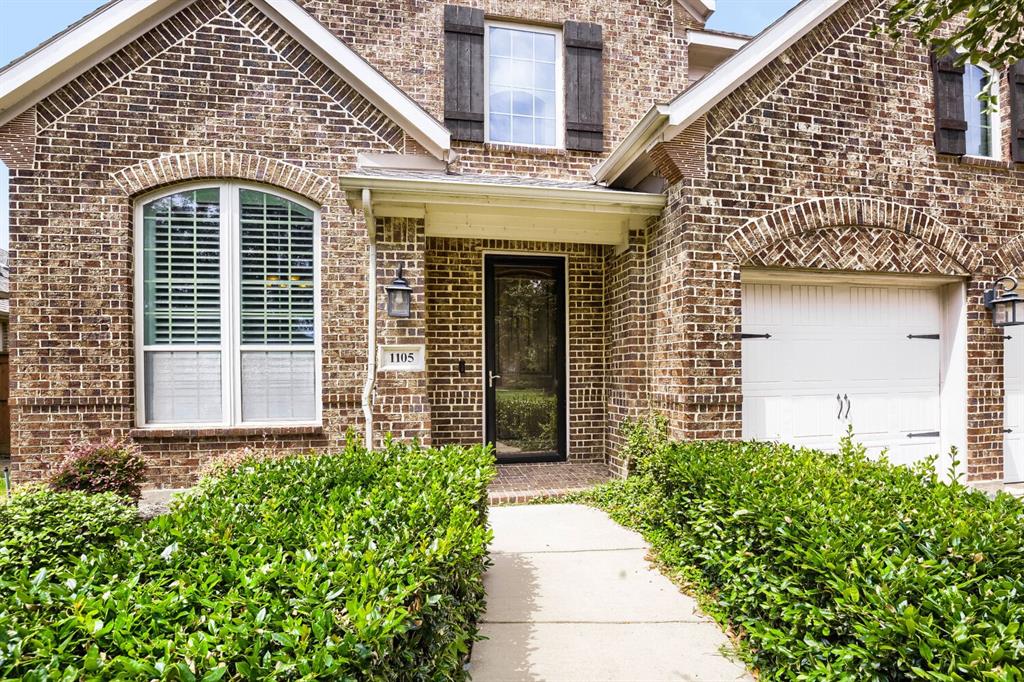 1105 Somerset Circle Property Photo 3