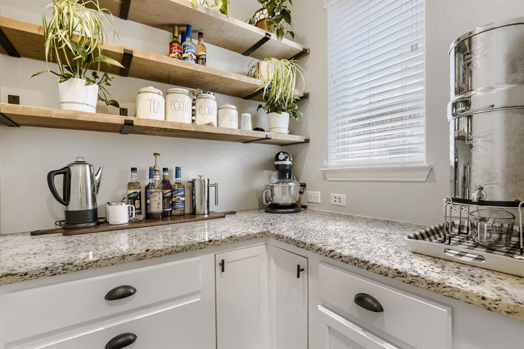 1105 Somerset Circle Property Photo 8