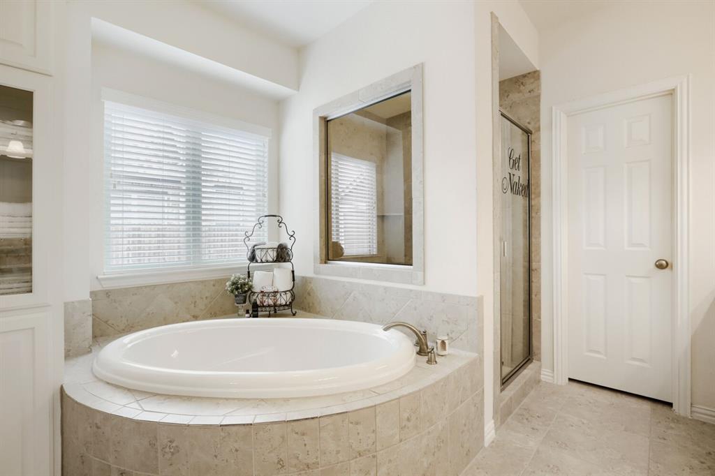 1105 Somerset Circle Property Photo 16
