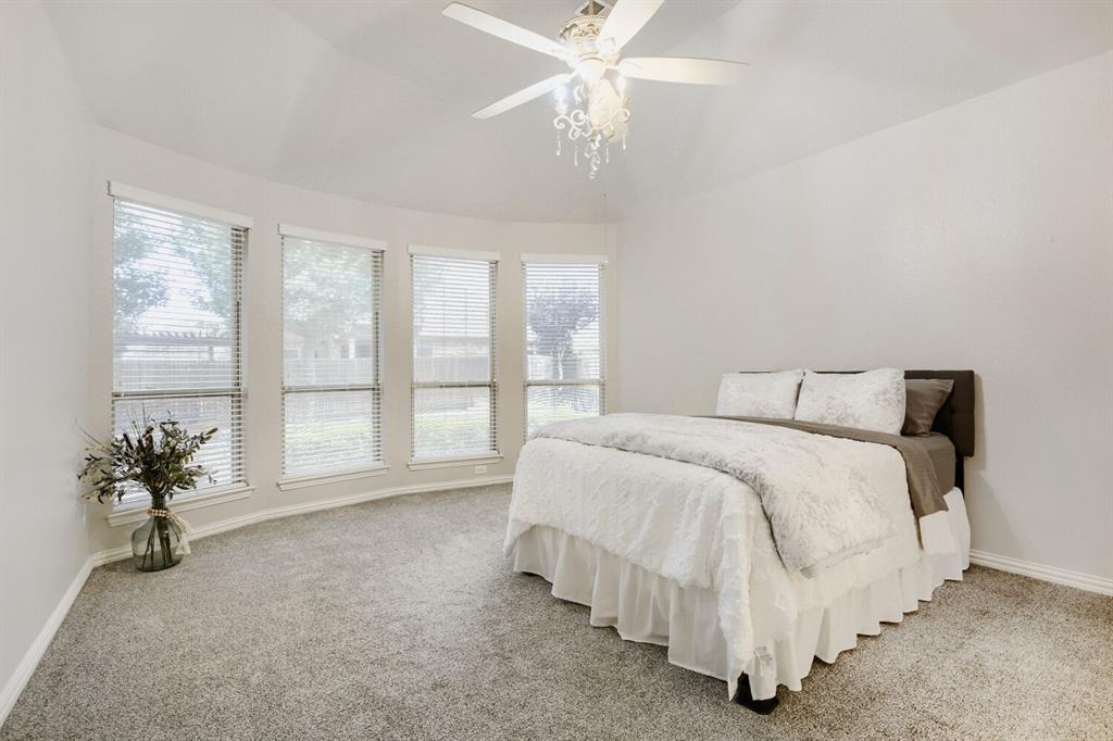 1105 Somerset Circle Property Photo 18