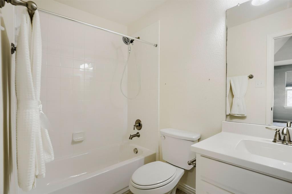 1105 Somerset Circle Property Photo 20