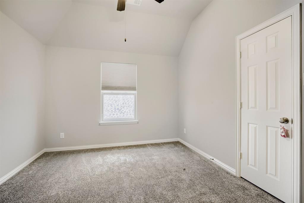 1105 Somerset Circle Property Photo 23