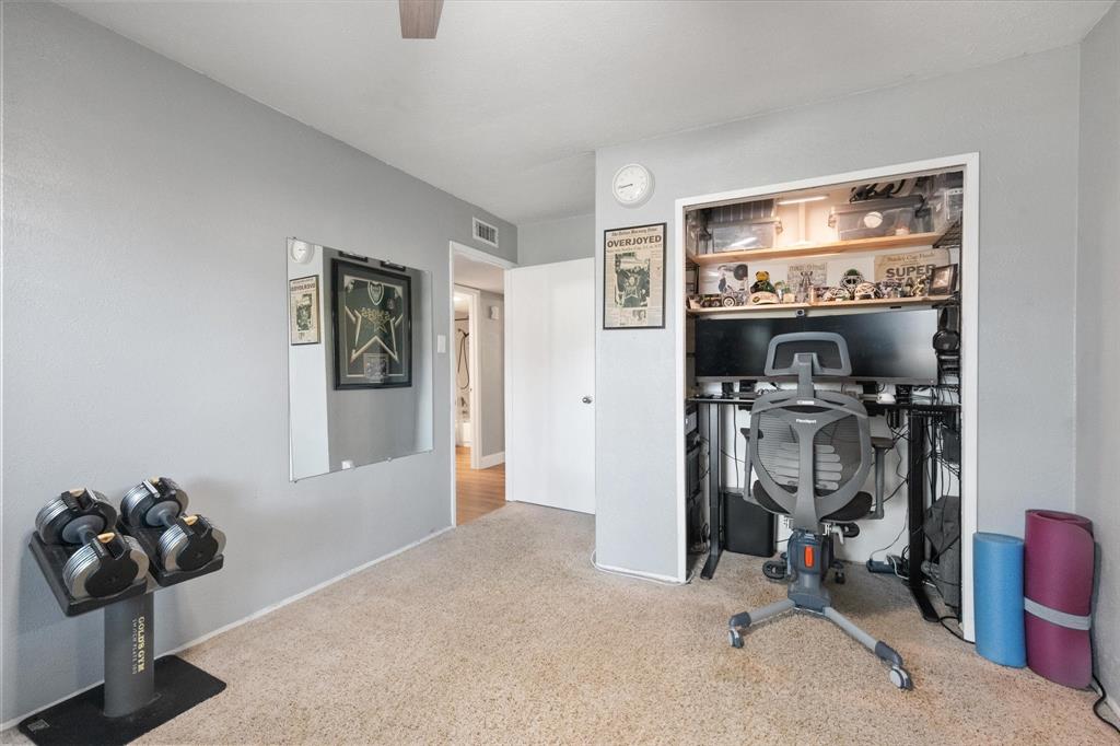 6909 Arborbrook Drive Property Photo 20
