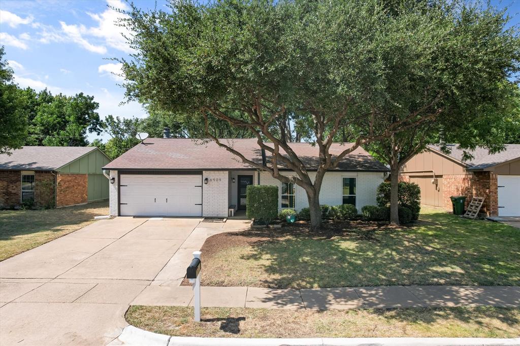 6909 Arborbrook Drive Property Photo 29