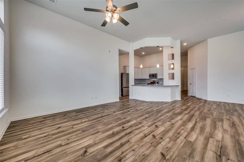 16309 Garden Drive Property Photo 6