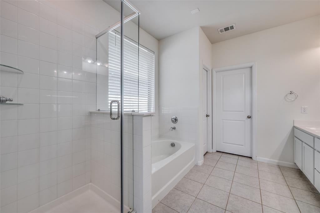 16309 Garden Drive Property Photo 15