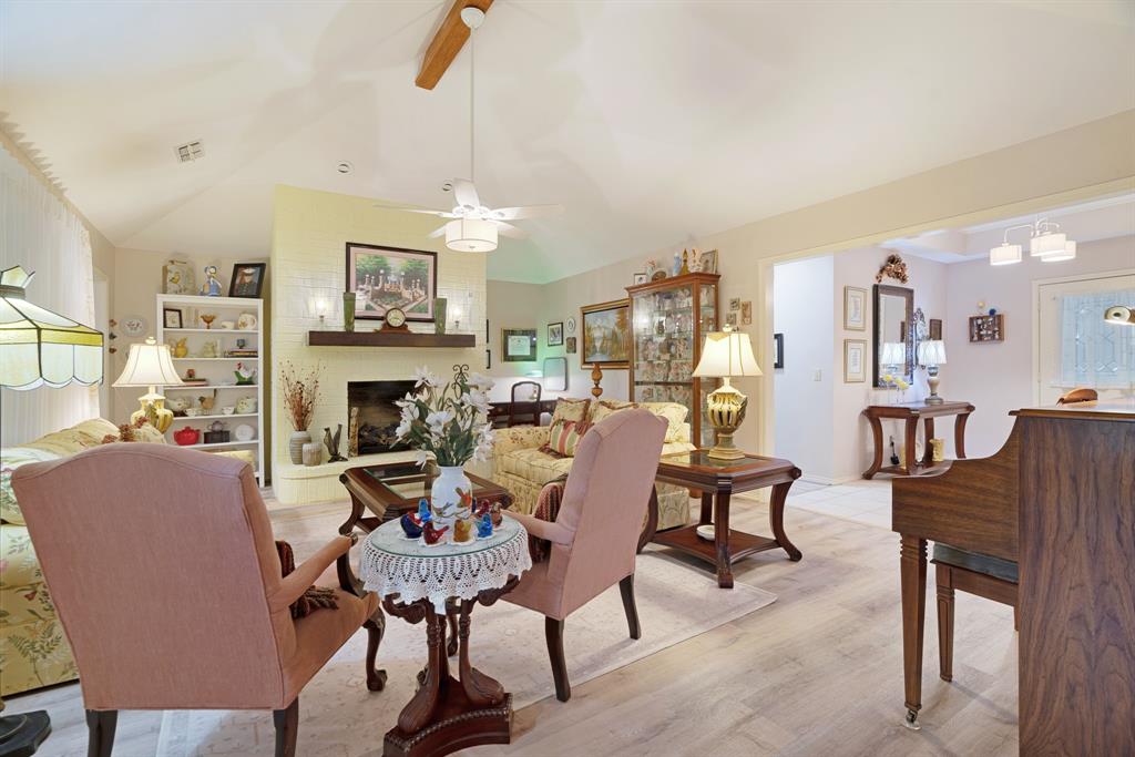 2850 Willow Bend Property Photo 17