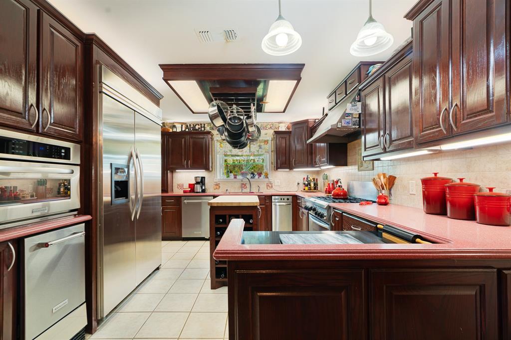 2850 Willow Bend Property Photo 22