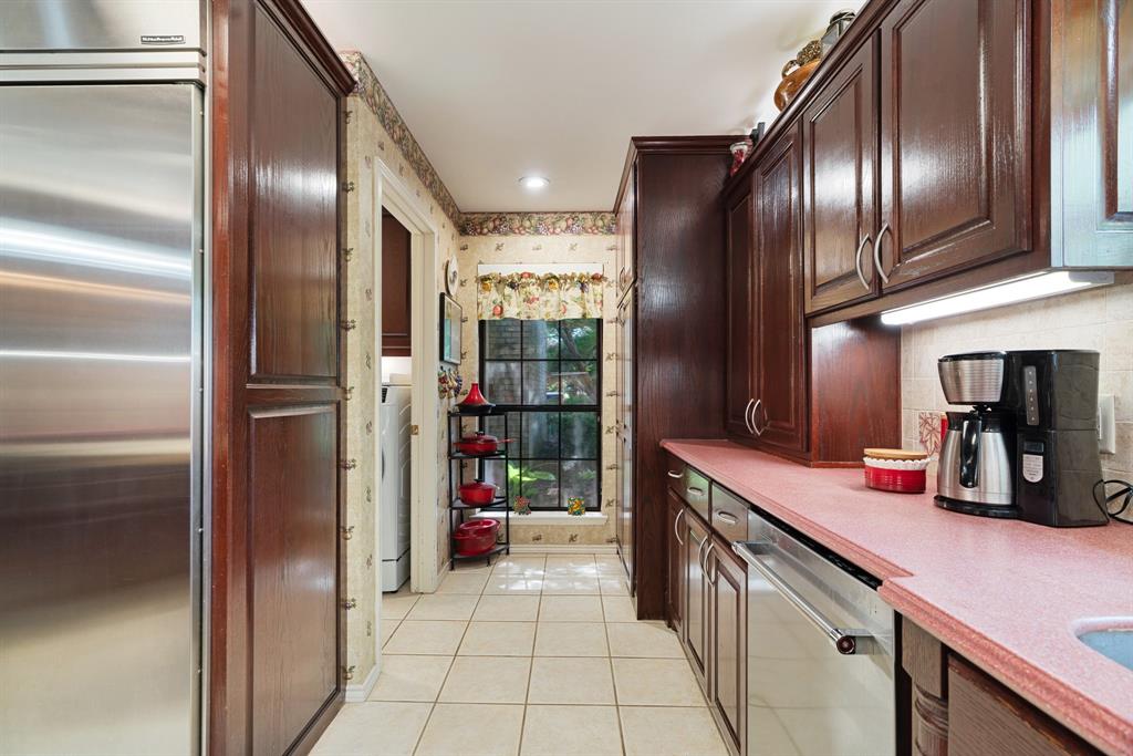 2850 Willow Bend Property Photo 23