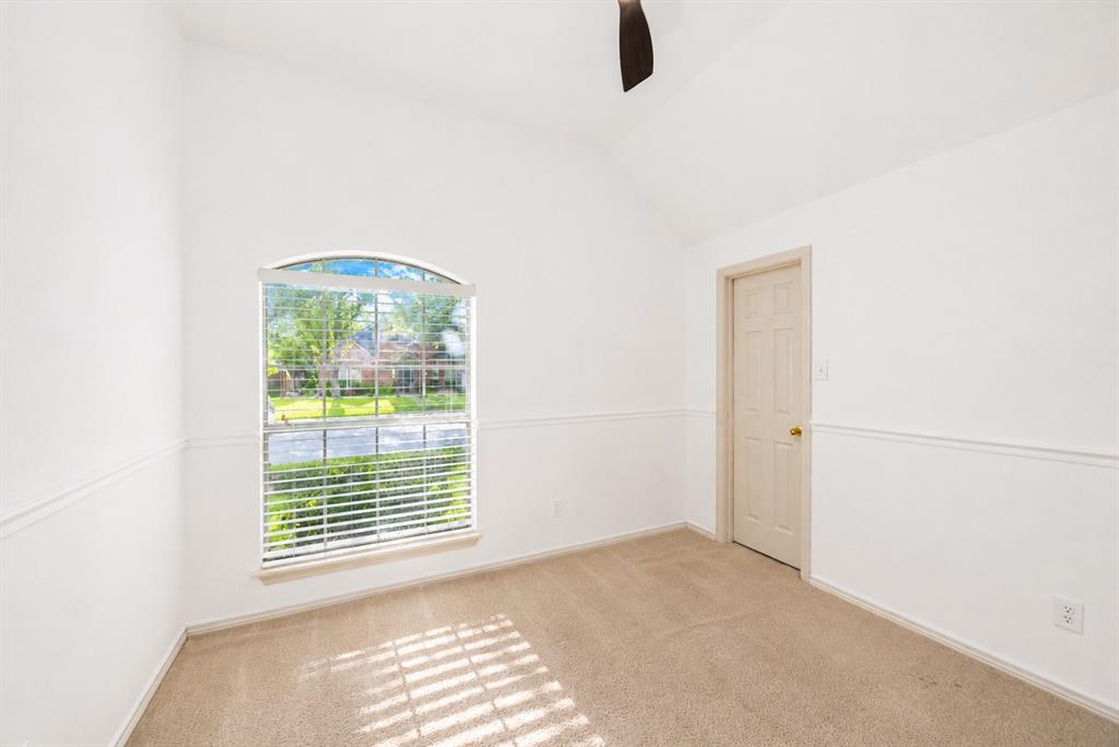 306 Fairfax Drive Property Photo 32