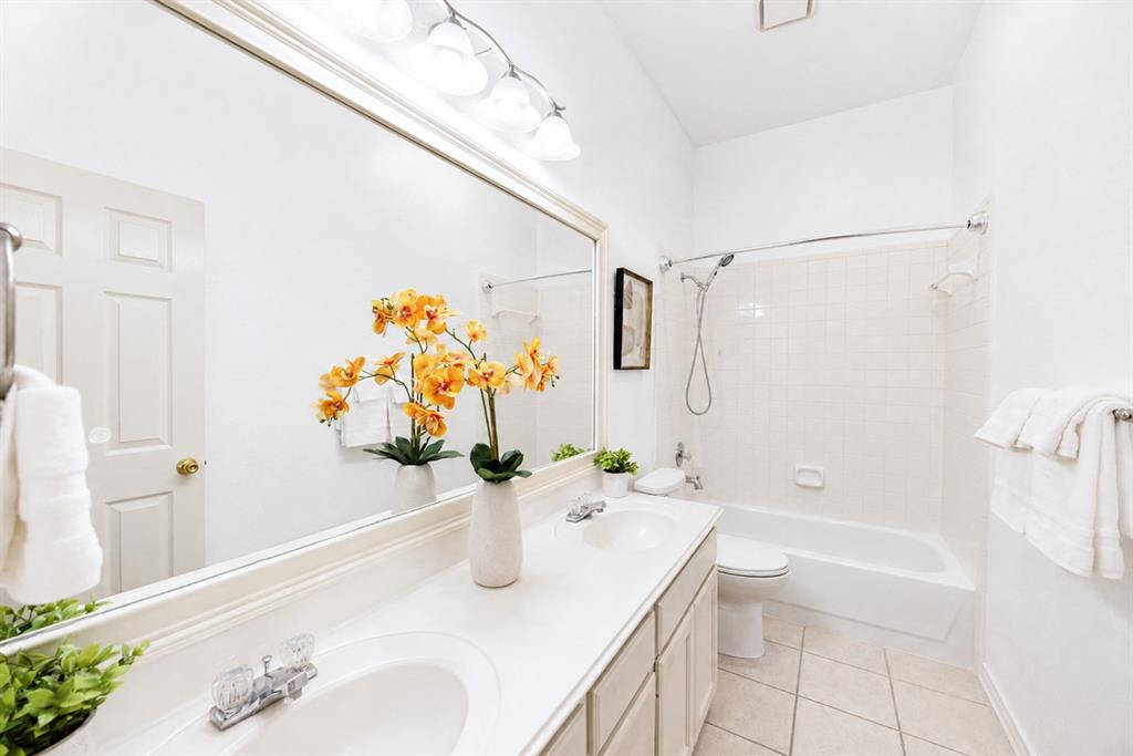 306 Fairfax Drive Property Photo 33