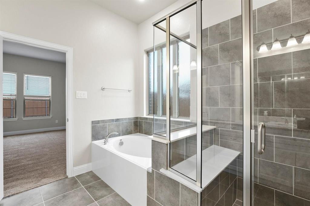 1316 Hudson Lane Property Photo 12
