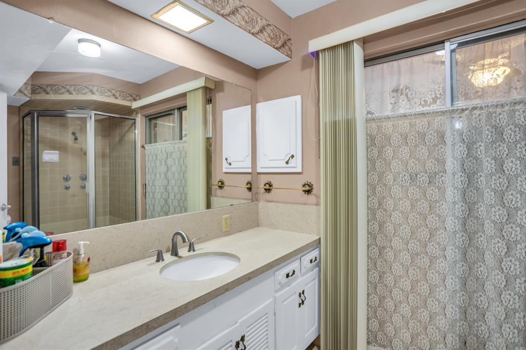 6345 Bandera Avenue Property Photo 17