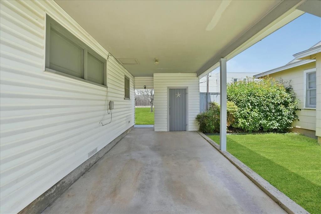 109 Casstevens Street Property Photo 6