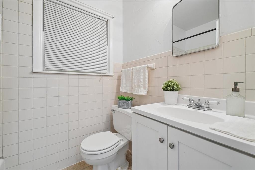 109 Casstevens Street Property Photo 18