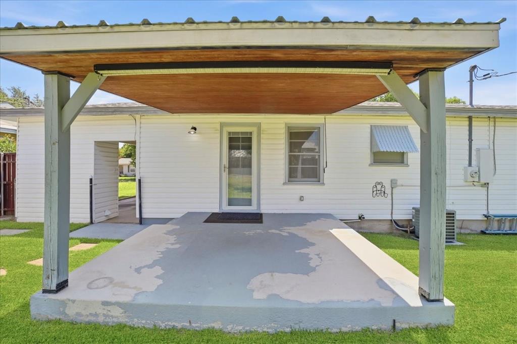 109 Casstevens Street Property Photo 22