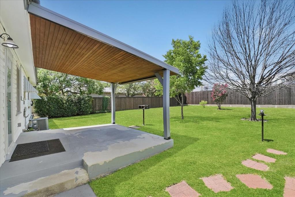 109 Casstevens Street Property Photo 23