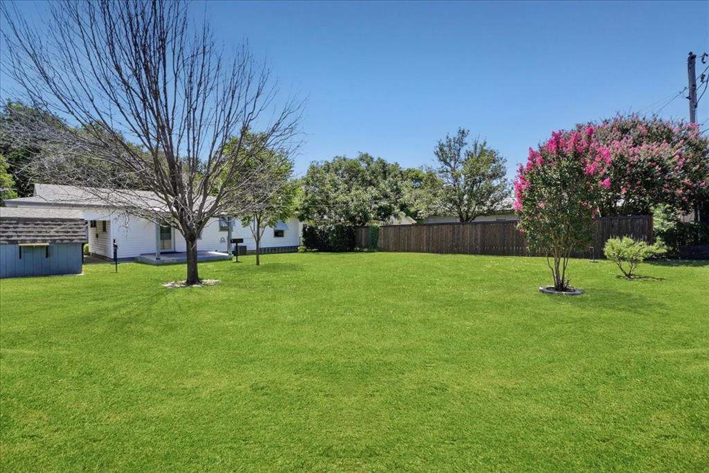 109 Casstevens Street Property Photo 28