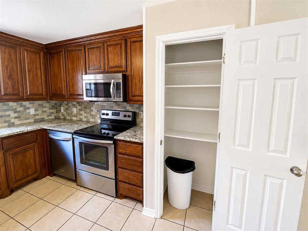 9296 Fm 1810 Property Photo 7