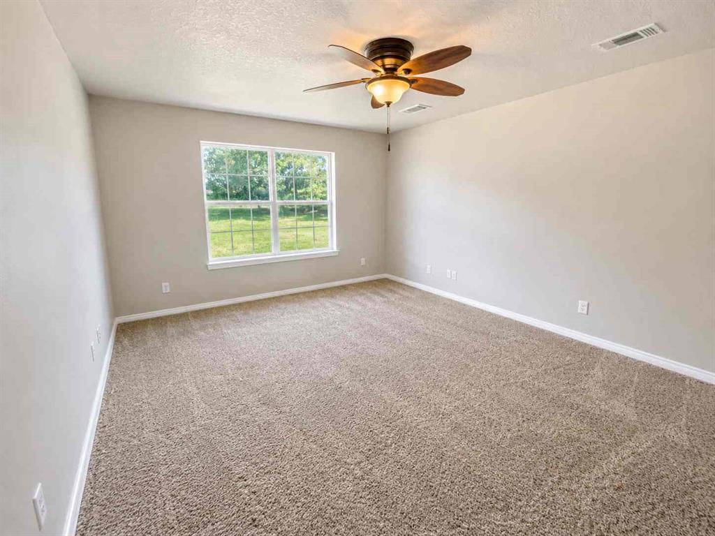 9296 Fm 1810 Property Photo 10