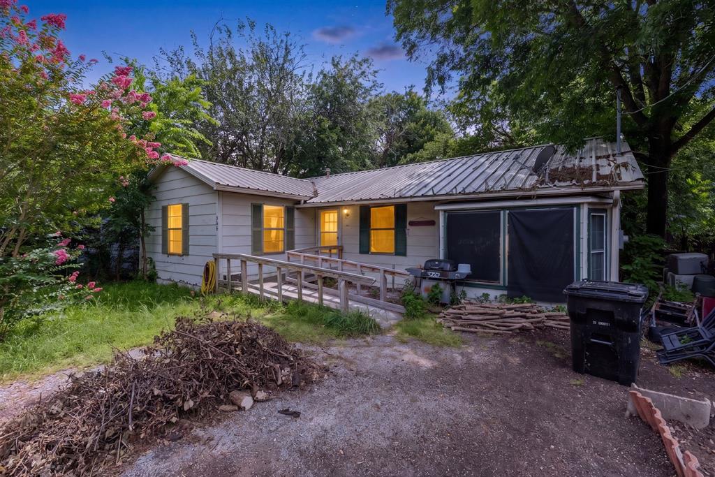 906 Branch Street Property Photo 1