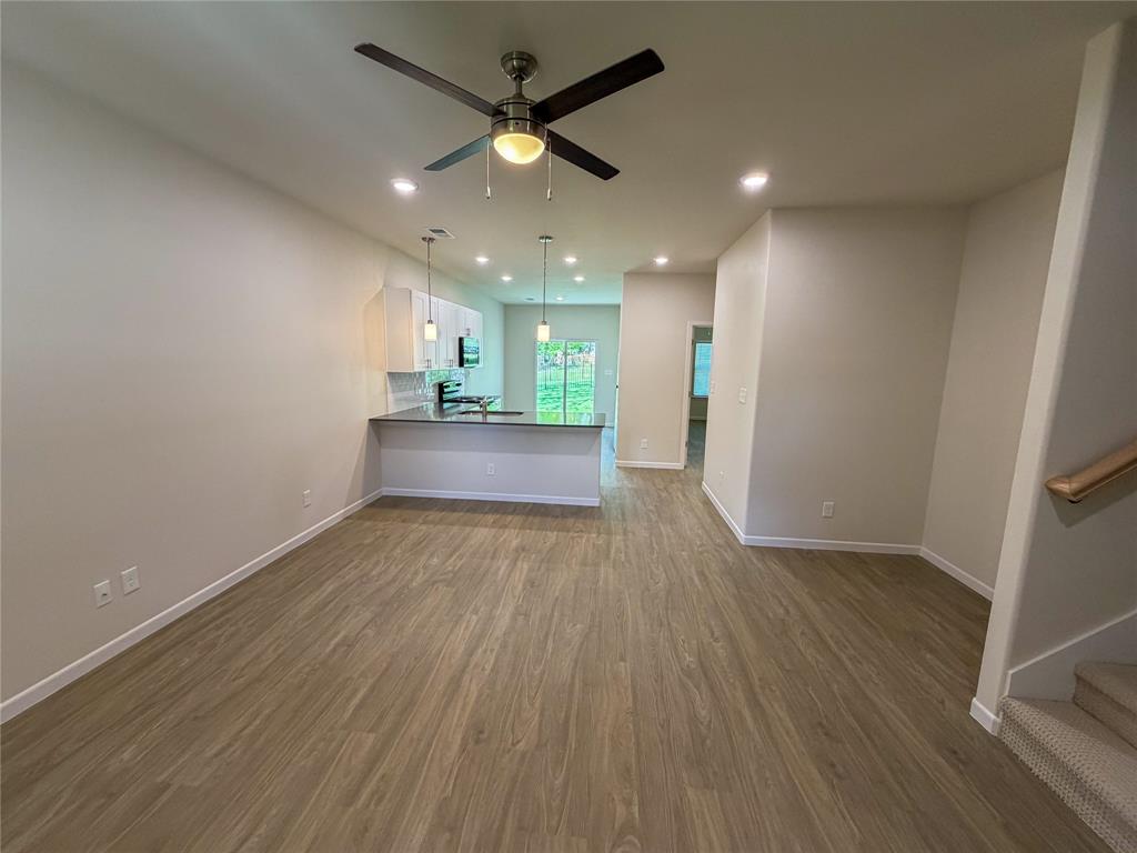 413 W Dulin Street Property Photo 6