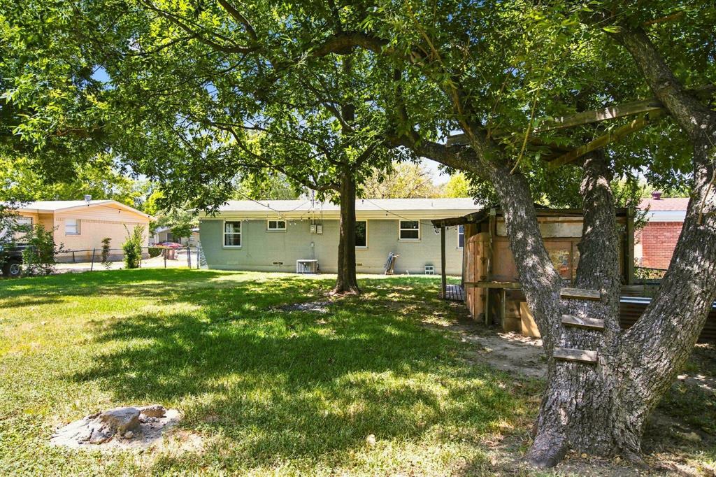 726 N Carrier Parkway Property Photo 29