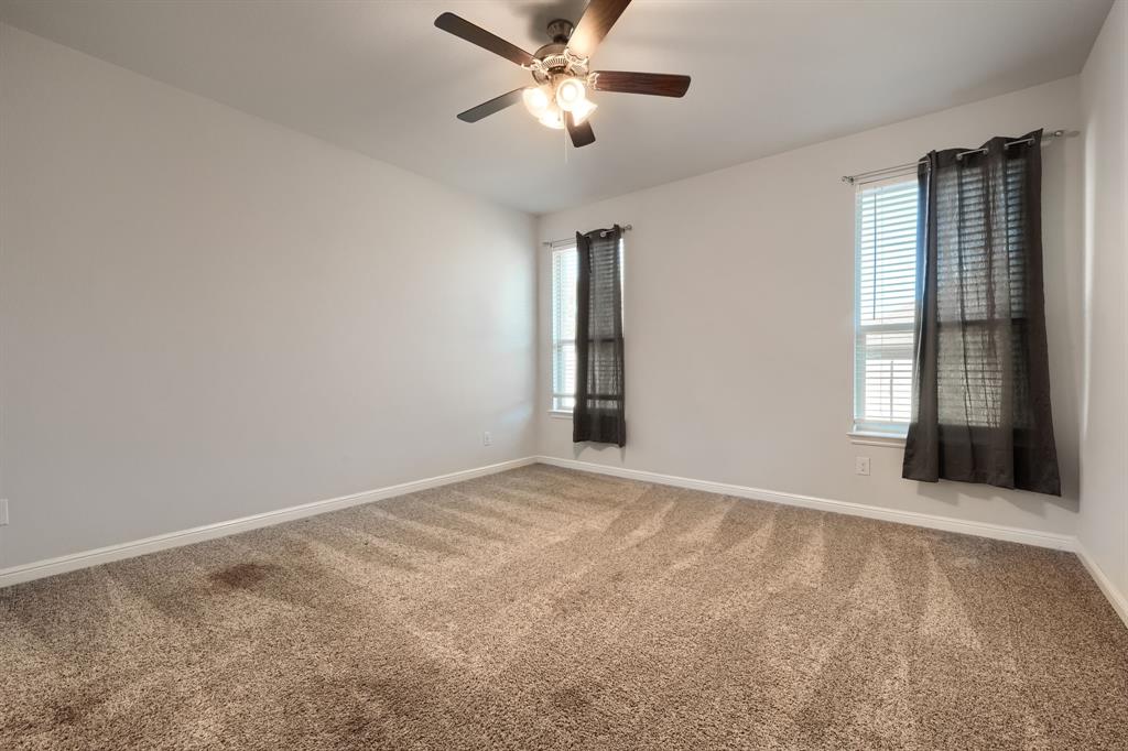 936 Meadows Drive Property Photo 15