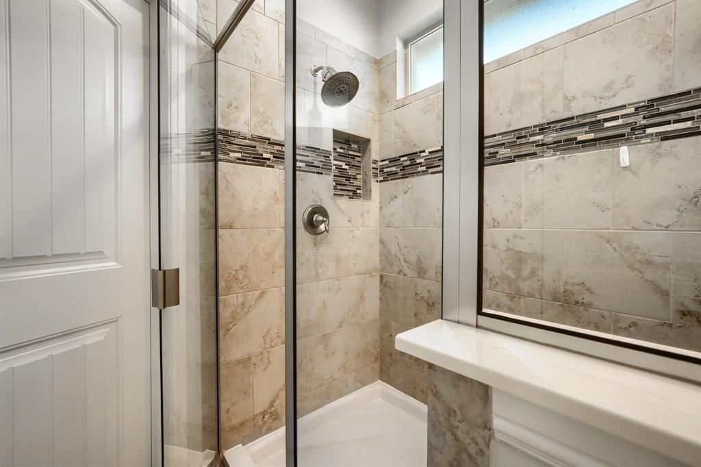 936 Meadows Drive Property Photo 17