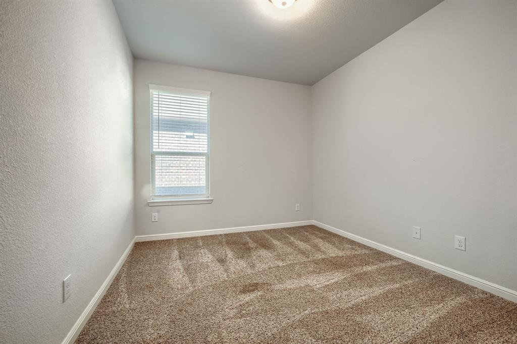 936 Meadows Drive Property Photo 19