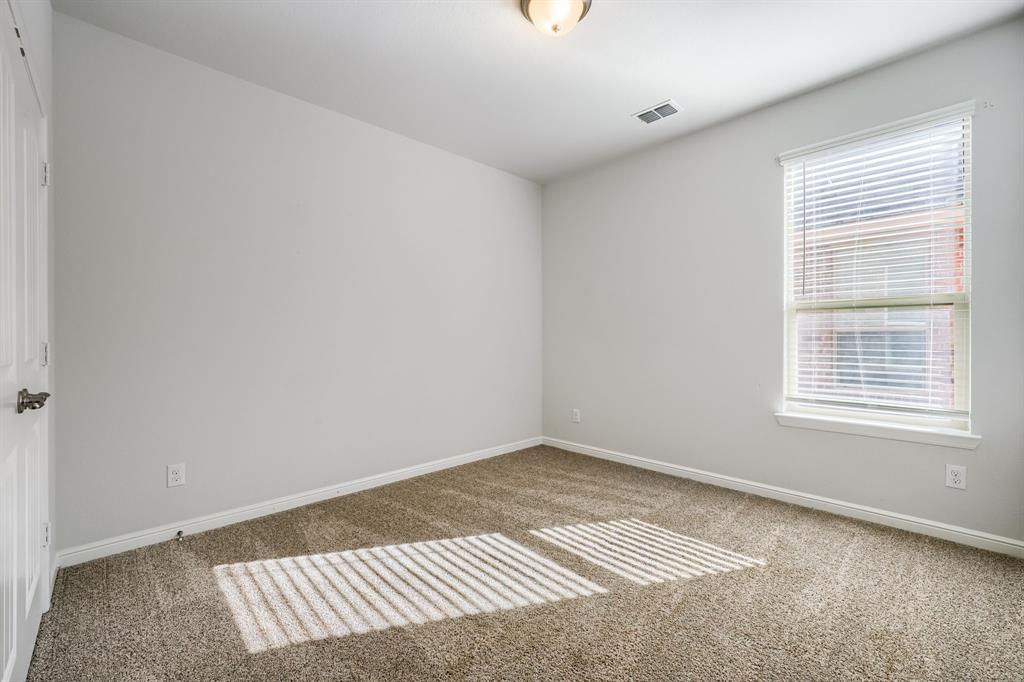 936 Meadows Drive Property Photo 20