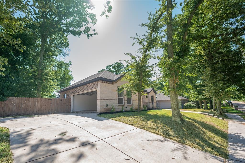 1408 Spinnaker Lane Property Photo 2