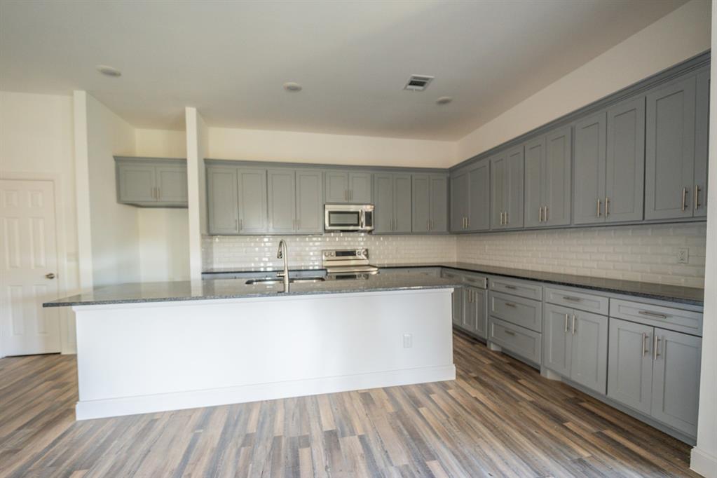 1408 Spinnaker Lane Property Photo 3