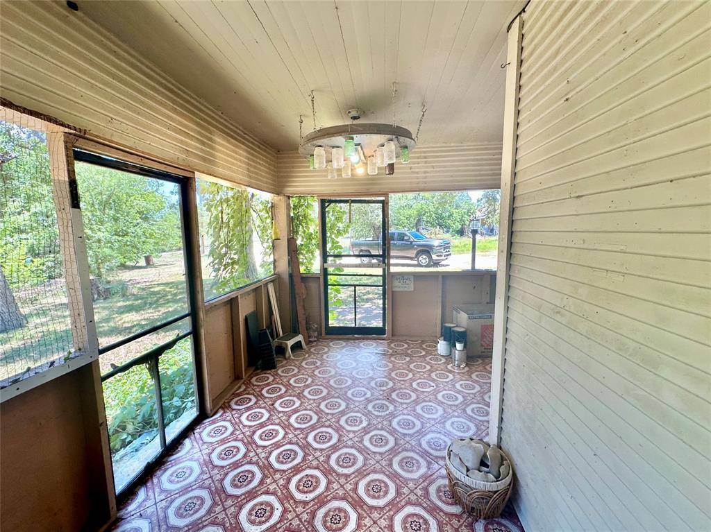 423 Strawn Road Property Photo 2
