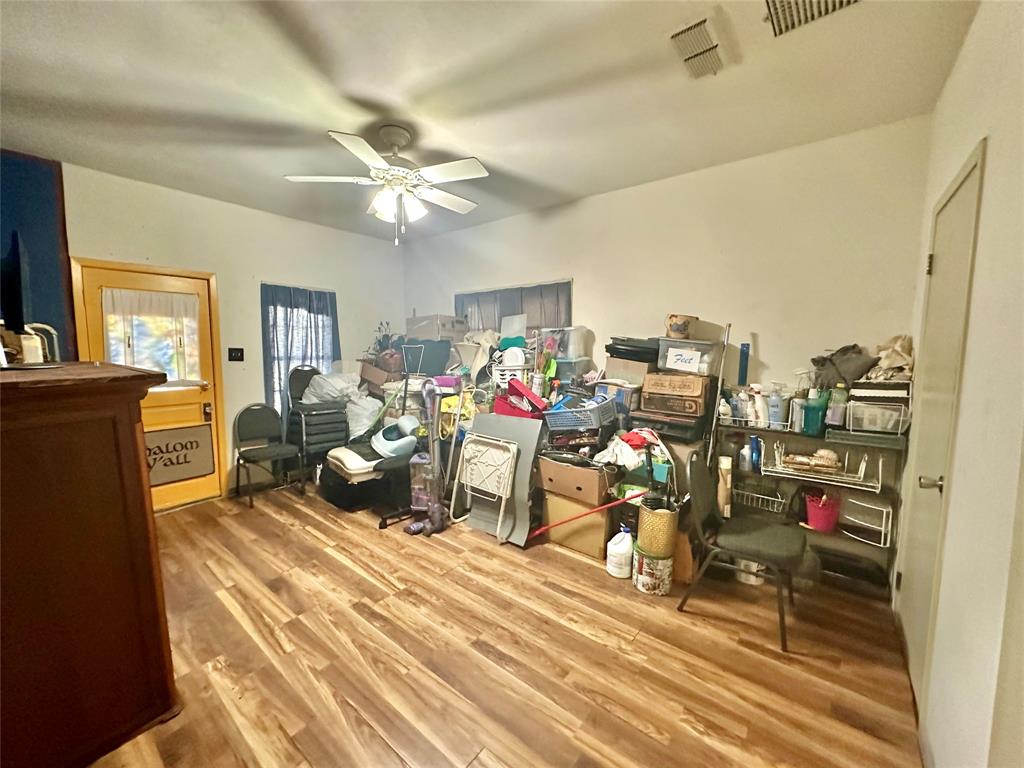423 Strawn Road Property Photo 4