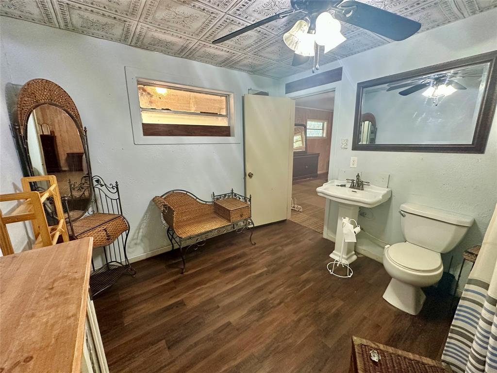 423 Strawn Road Property Photo 10