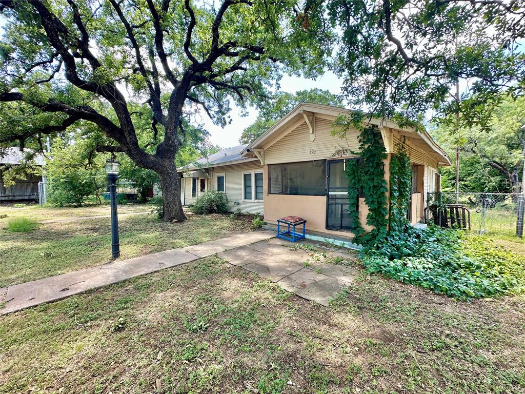 423 Strawn Road Property Photo 13