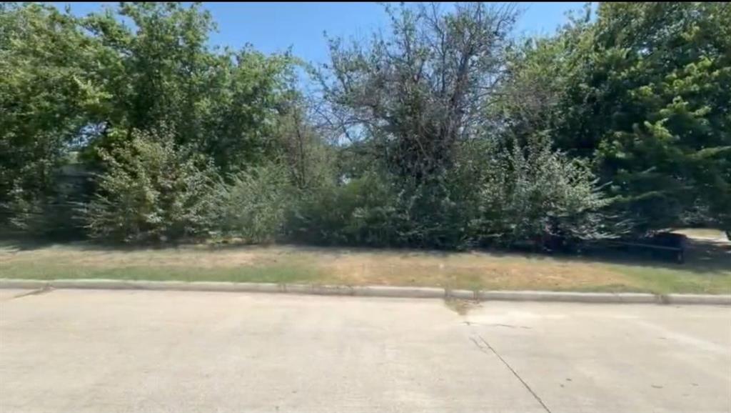 6606 Oakridge Lane Property Photo 2
