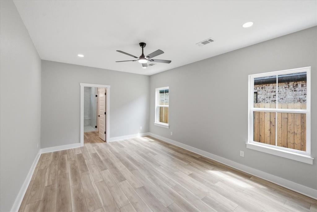 13015 Rainier Drive Property Photo 12
