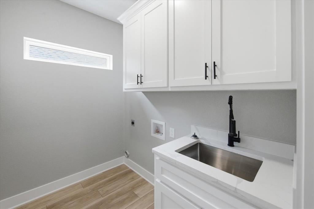 13015 Rainier Drive Property Photo 18