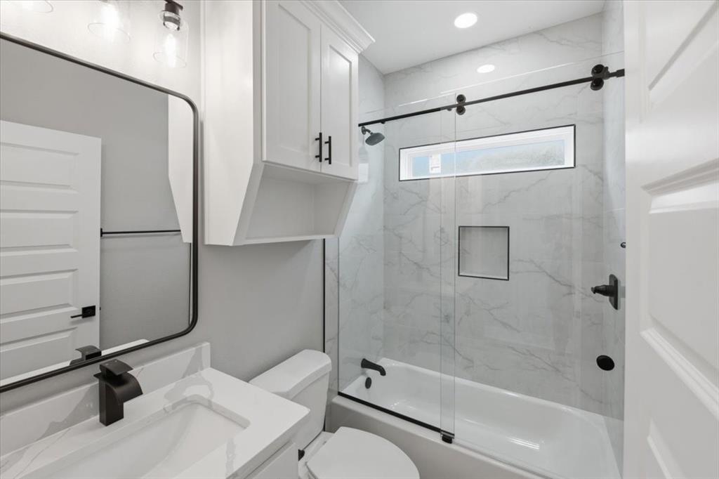 13015 Rainier Drive Property Photo 21