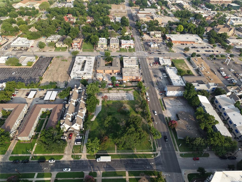 1000 N Peak Street Property Photo 2